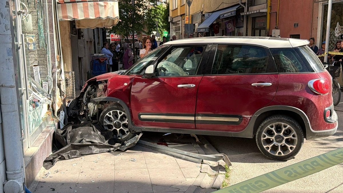 Eskişehir’de kontrolden çıkan araçla duvar arasında sıkışan kadın can verdi