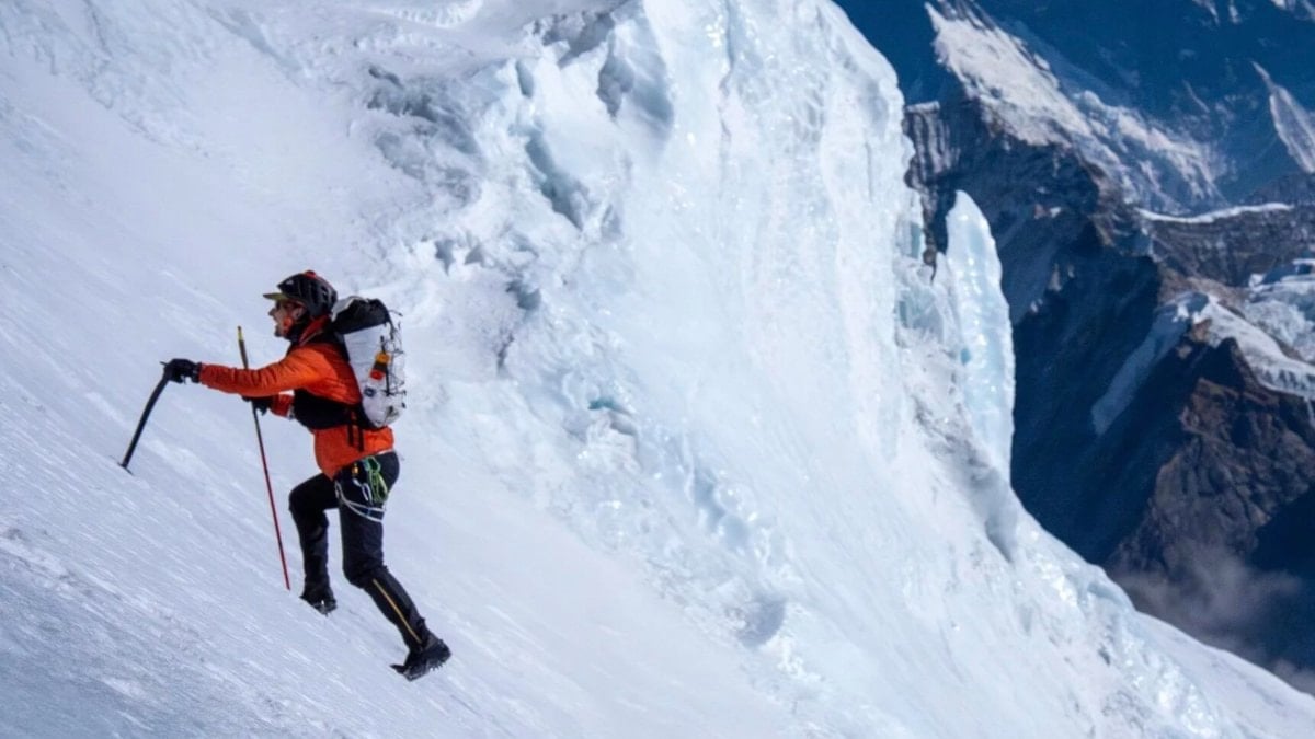 Everest’te yeni hız rekoru: 8 bin 849 metreye 9 saat 55 dakikada tırmandı