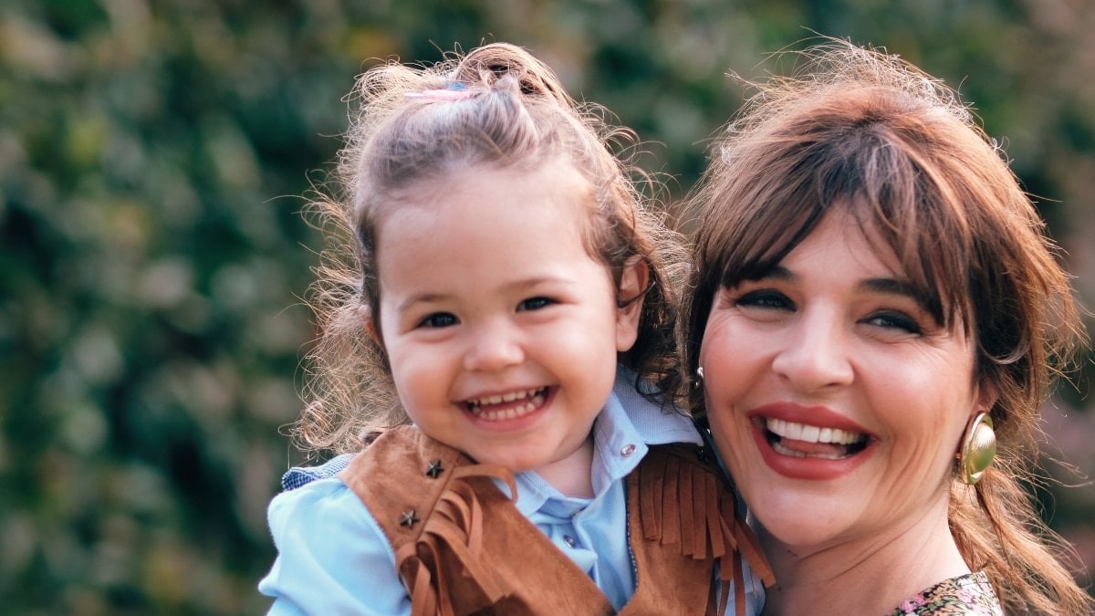 Gonca Vuslateri ile kızı Asya’dan yeni fotoğraflar