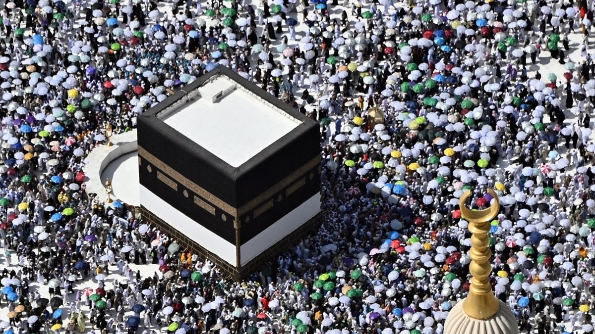 Hacılar Kabe’ye vedaya hazırlanıyor