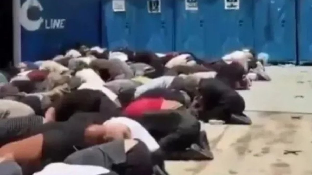 İsrail’in Sumud Filosu aktivistlerine kötü muamelesine dünyadan tepki
