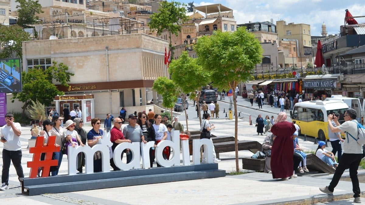 Mardin’de bayram yoğunluğu: Oteller doldu, turistler komşu illere yönlendirildi