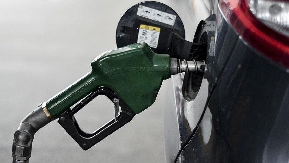 Motorine 1,10 lira zam: Pompa fiyatlarına yansıdı