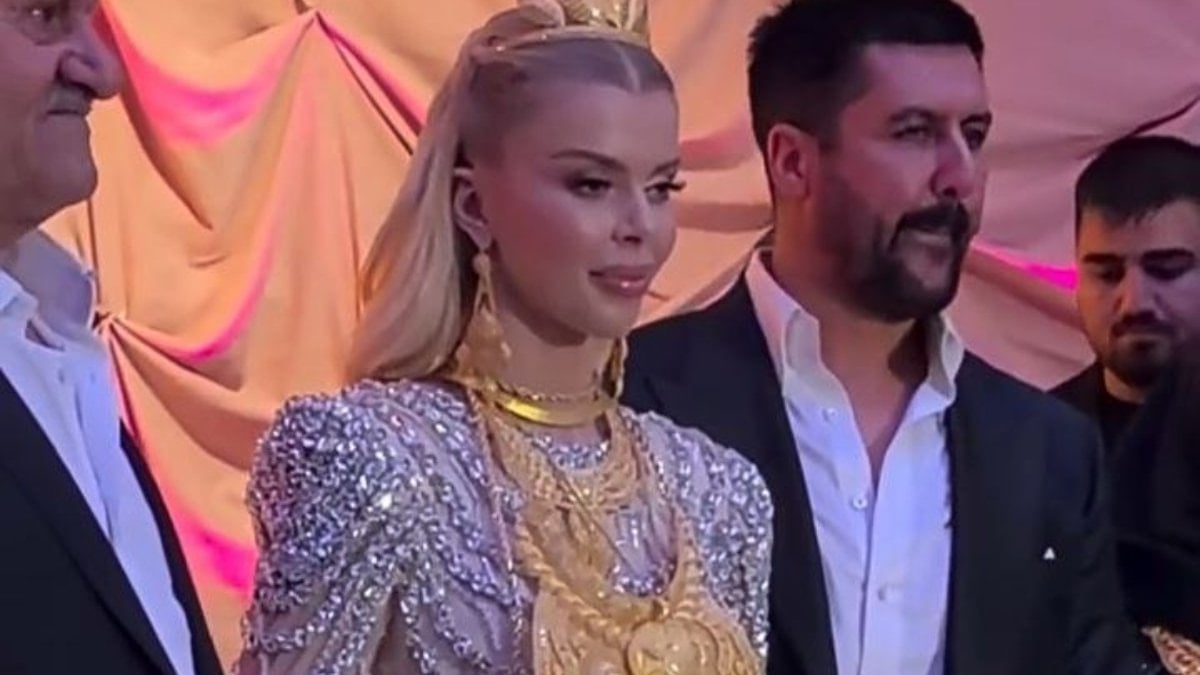 Sosyal medya fenomeni Çağla Öz, nişanında altınlarıyla şov yaptı