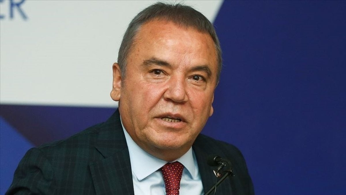 Tutuklu bulunan Muhittin Böcek hastaneye kaldırıldı