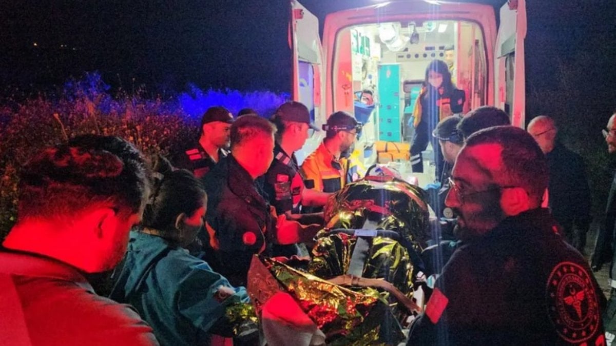 Çorum’da paraşütü dolanan sağlık çalışanı, dere yatağına düştü