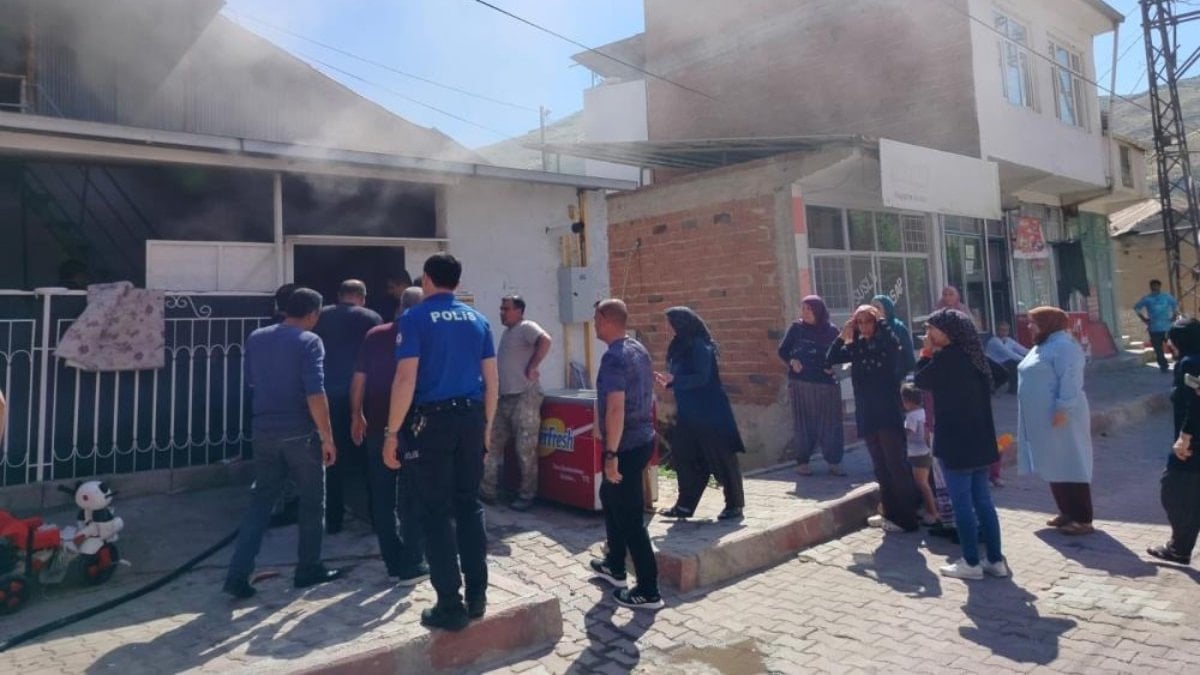 Elazığ’da müstakil evde yangın