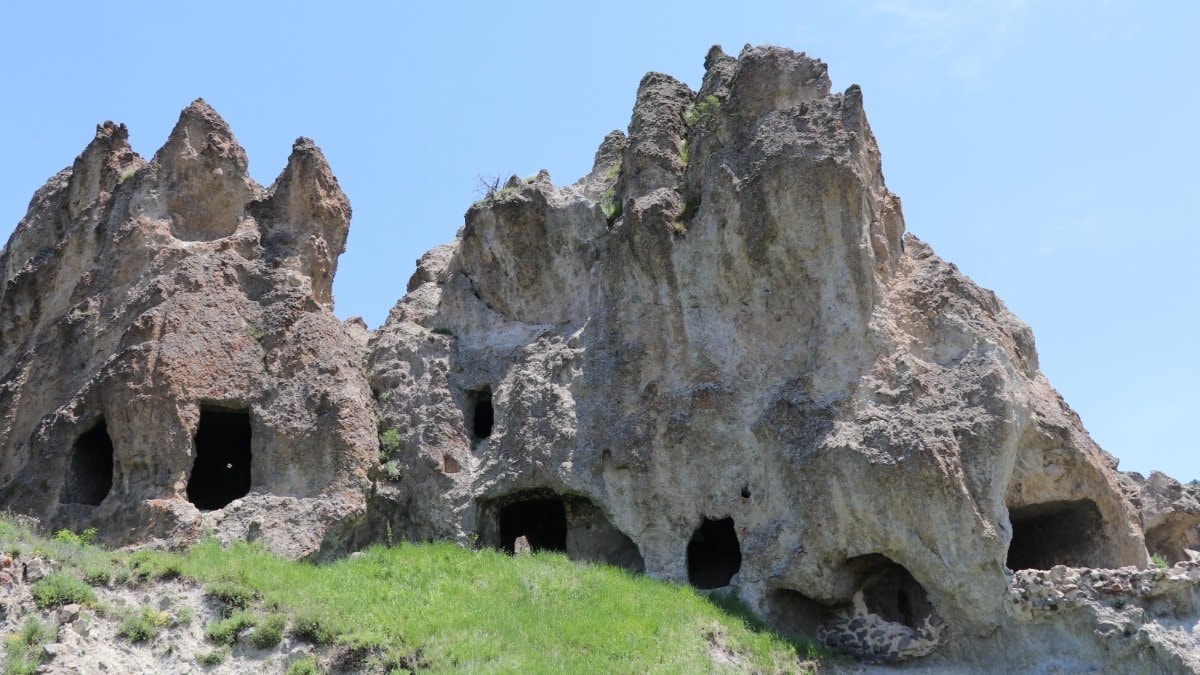 Erzurum’da 9. yüzyıldan kalan Solomon Kalesi restore edilmeyi bekliyor