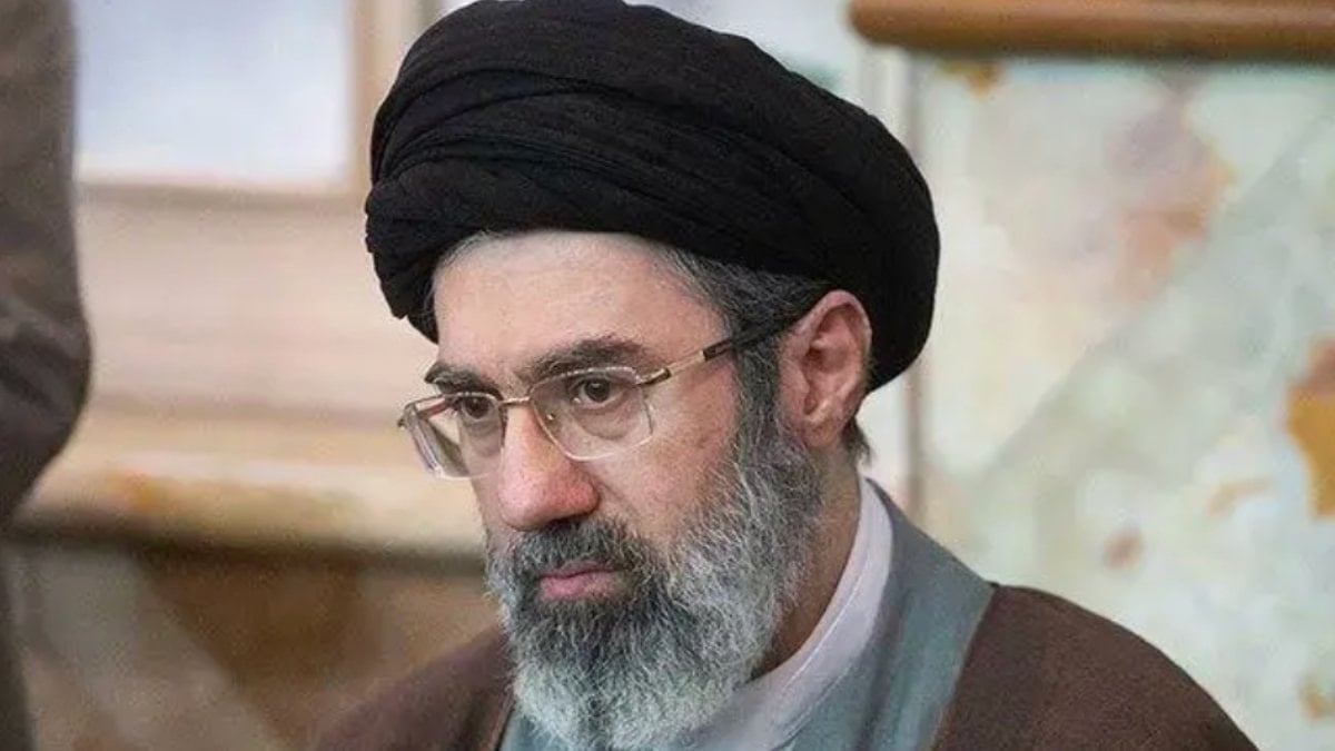 Hamaney: ABD ve İsrail, hibrit savaşa yöneldi