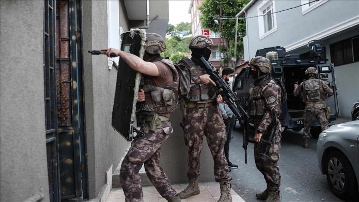 İstanbul’da kaçak tütün ticareti yapan şebekeye operasyon: 22 gözaltı
