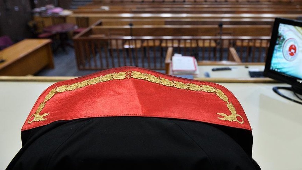 Kocaeli’de duruşmada kalp krizi geçiren savcı yaşamını yitirdi