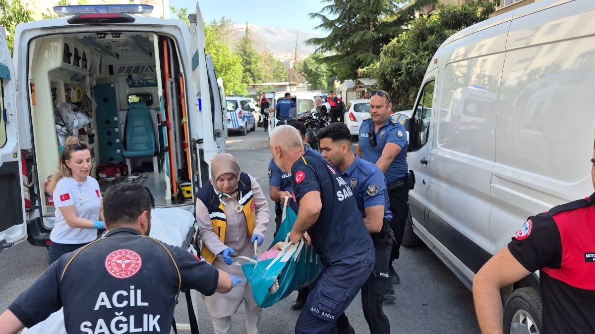 Malatya’da öfkeli baba tartıştığı kızını öldürdü
