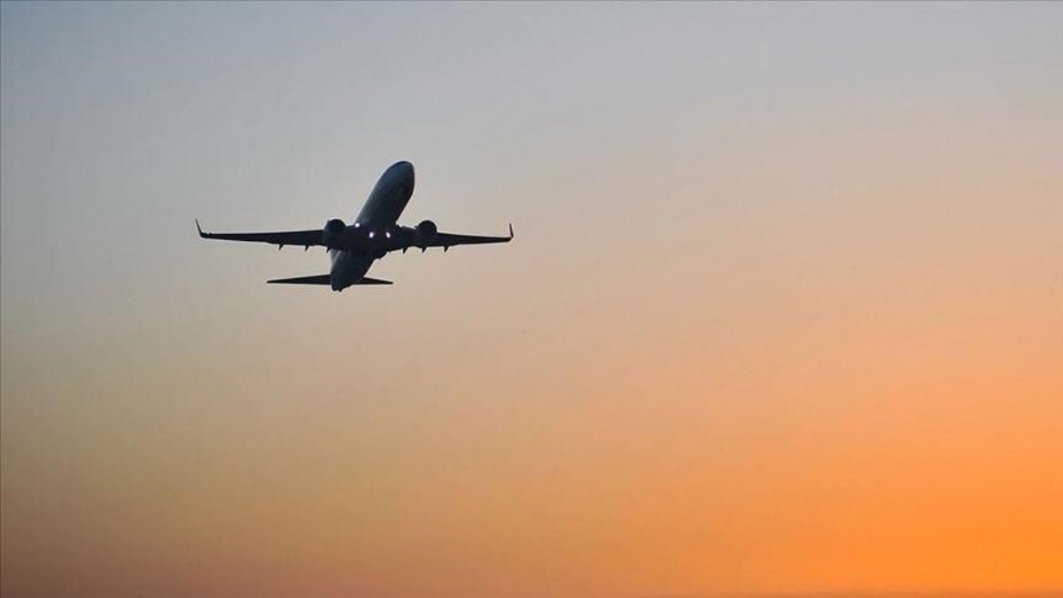 Mayısta en çok hava yolu ile yurt içi yolcu taşımacılığının fiyatı arttı