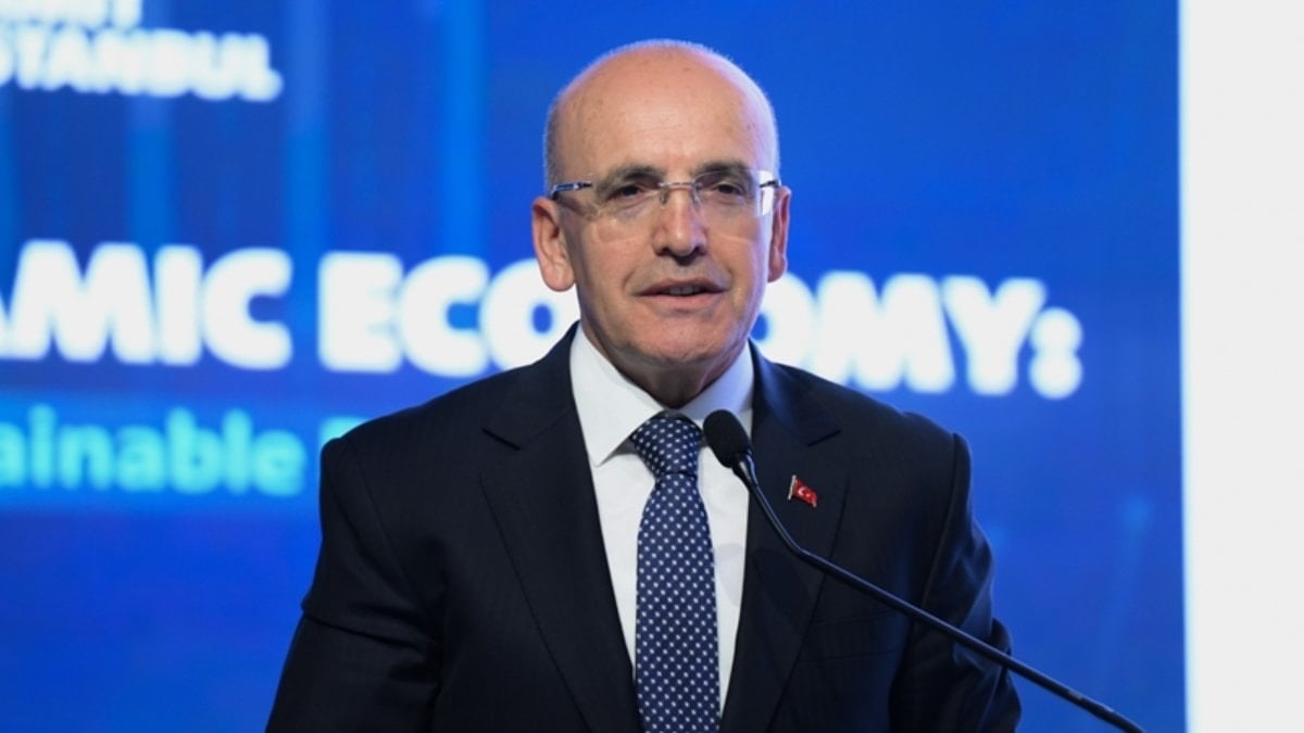 Mehmet Şimşek: Gıda fiyatları aylık yüzde 0,5 azaldı