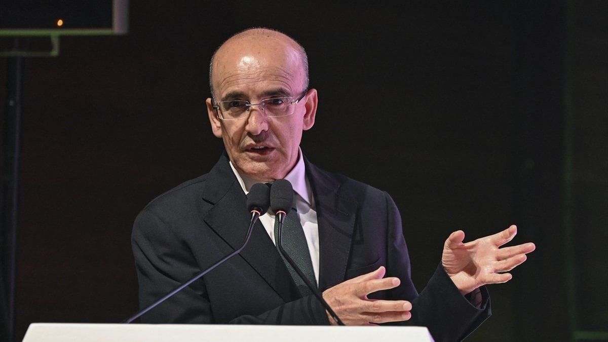 Mehmet Şimşek: Hanehalkı enflasyon beklentileri geriledi