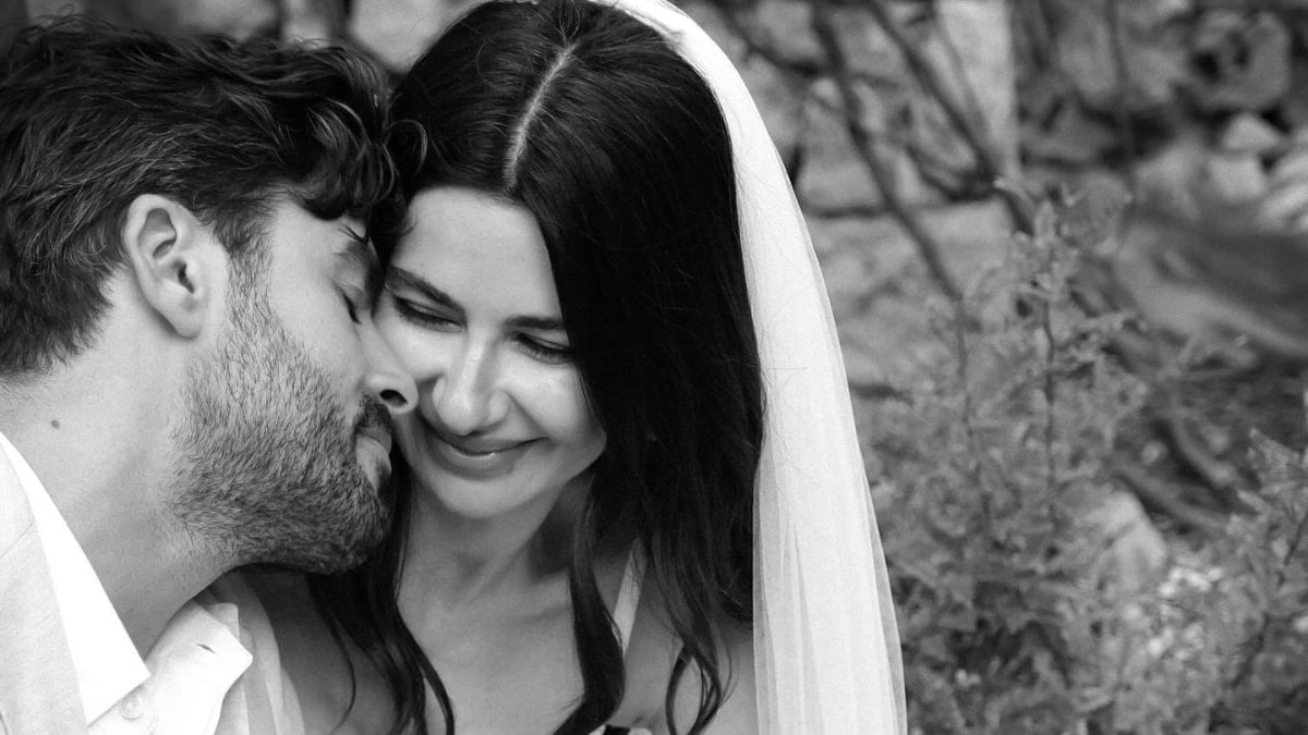 Nesrin Cavadzade aşka geldi! Kocasıyla verdiği poza beğeni yağdı