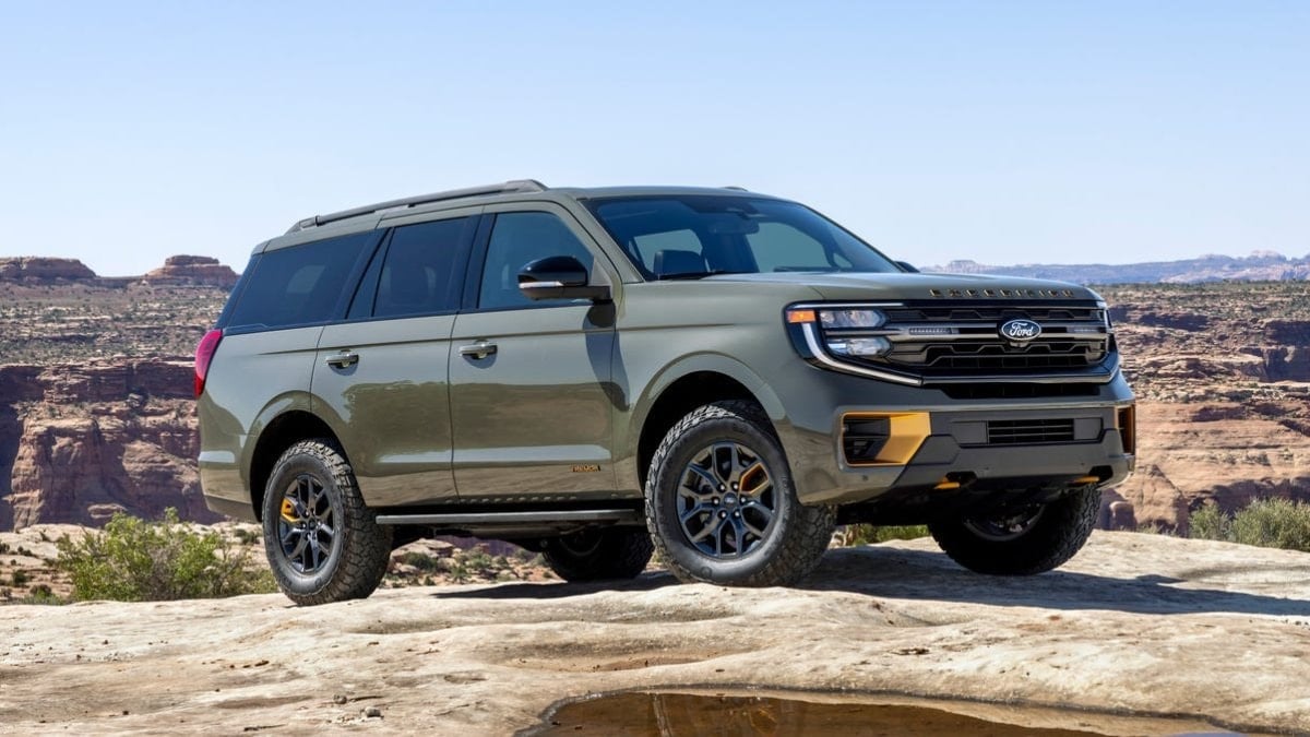 Otomotiv devinde tehlikeli arıza: Ford yüz binlerce aracı topluyor