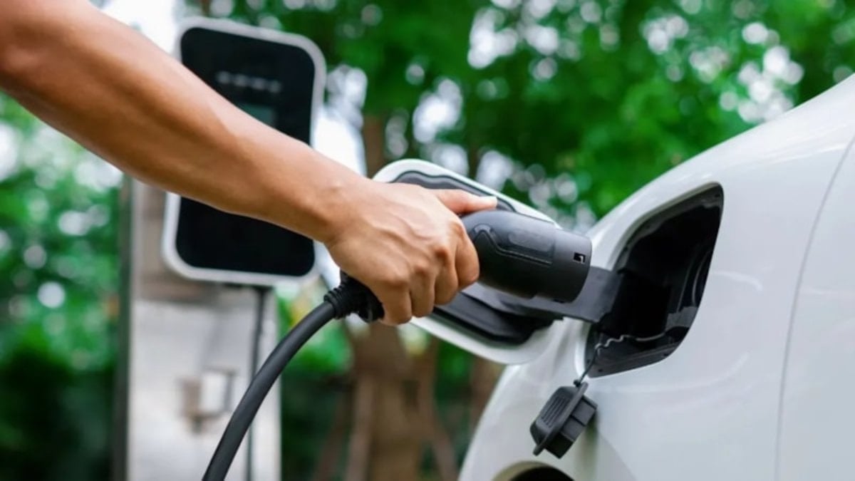 Türkiye’deki elektrikli araç şarj soket sayısı 43 bini aştı