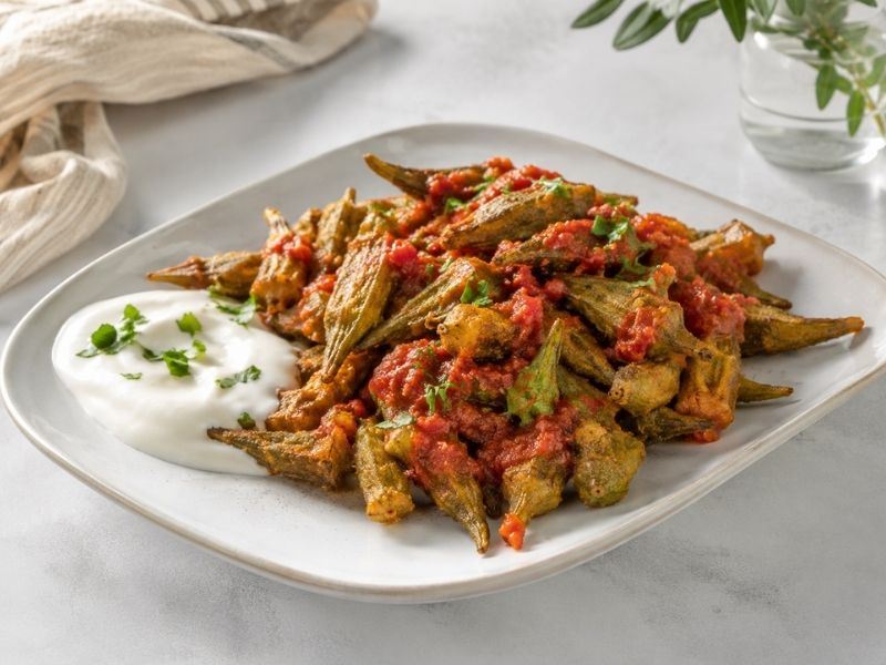 Domates Soslu Bamya Kızartması Tarifi