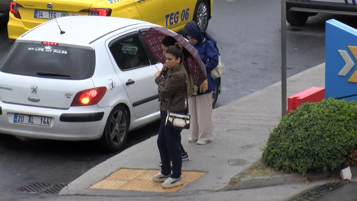 İstanbul güne yağmurla başladı