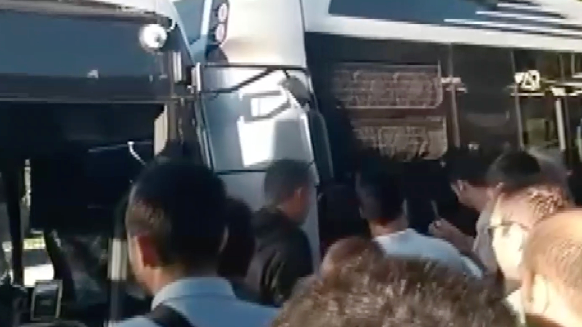 İstanbul’da metrobüs kazası