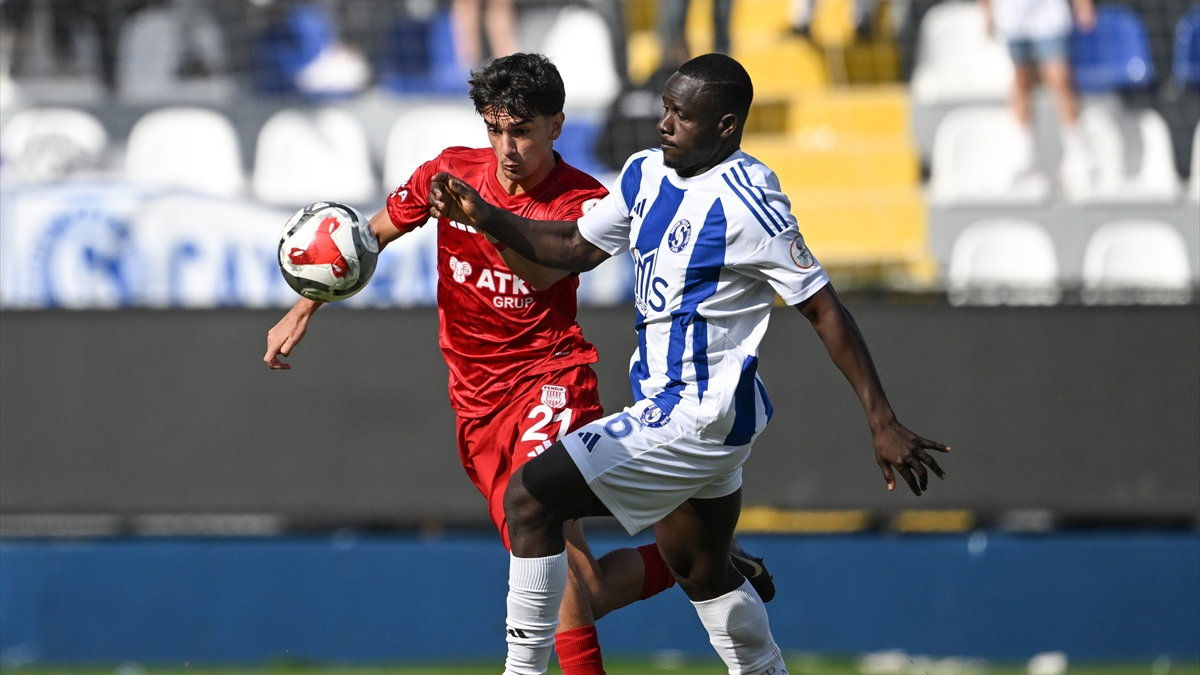 Pendikspor, Sarıyer’i iki golle geçti