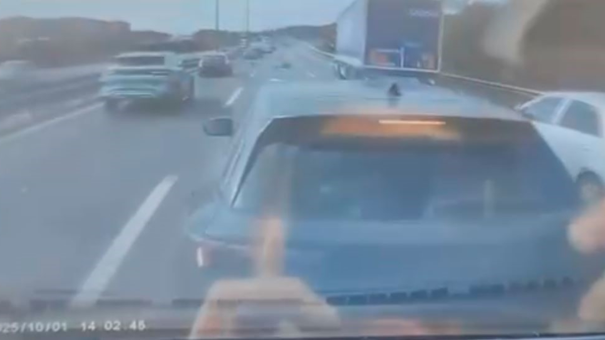 İstanbul’da zincirleme kaza kamerada