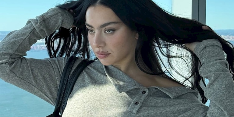 Charli XCX’ten Yeni Single