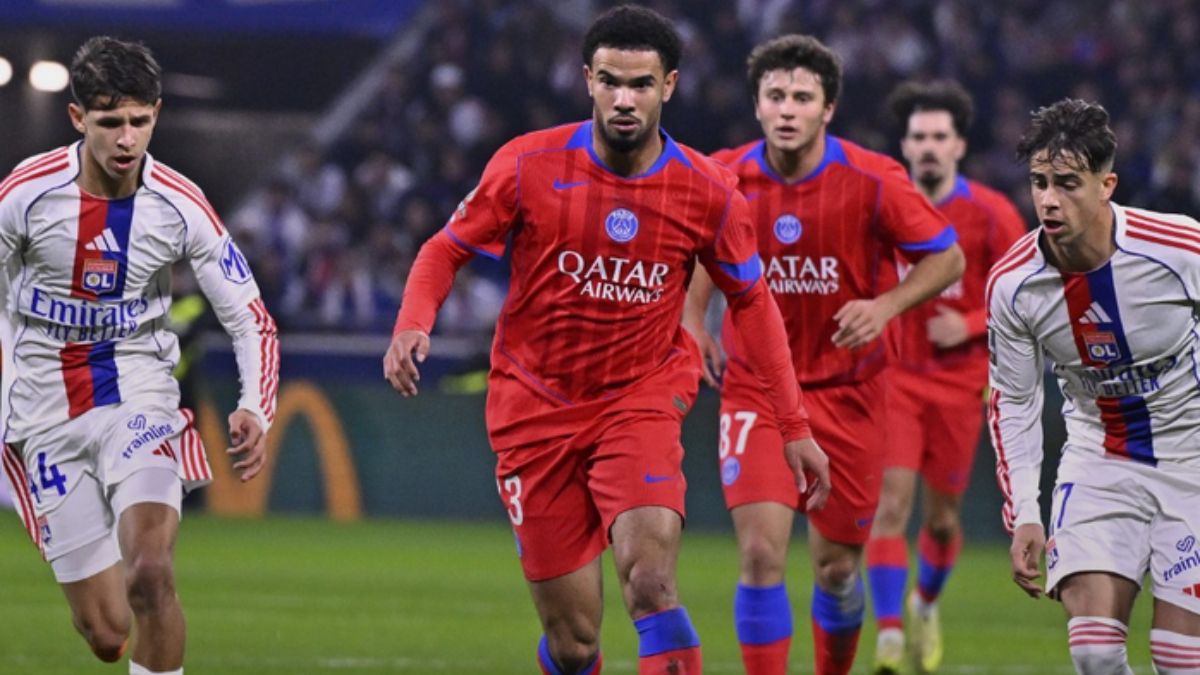 PSG, Lyon’u son dakika golüyle yıktı