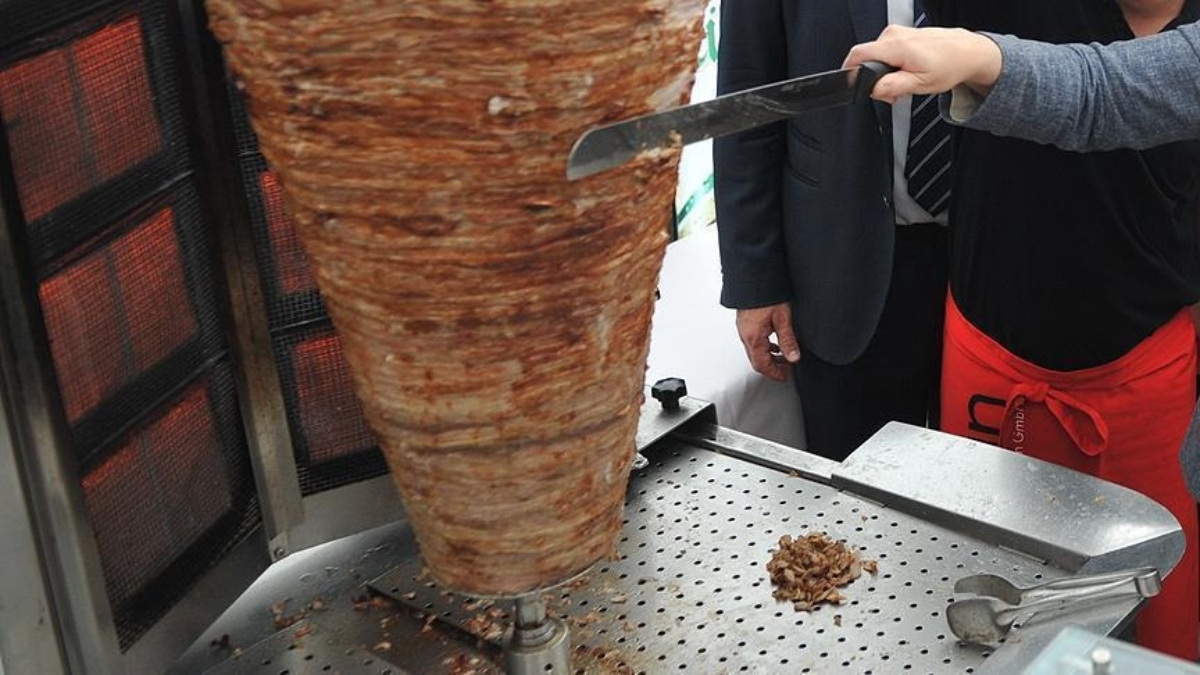 AB, Türkiye’nin döner tescilini kabul etmedi! Alman dönerciler sevindi