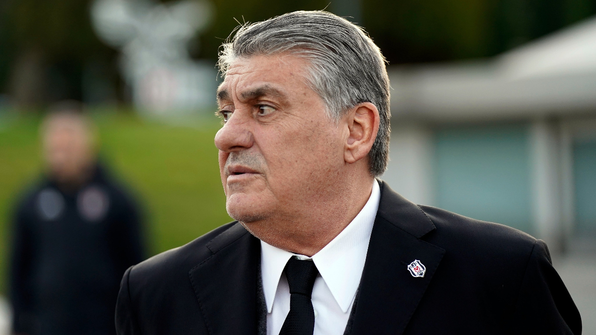 Beşiktaş Başkanı Serdal Adalı’dan kanat transferiyle ilgili sözler