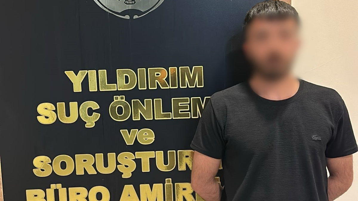 Bursa’da uyuşturucu tacirine tuvalette suçüstü