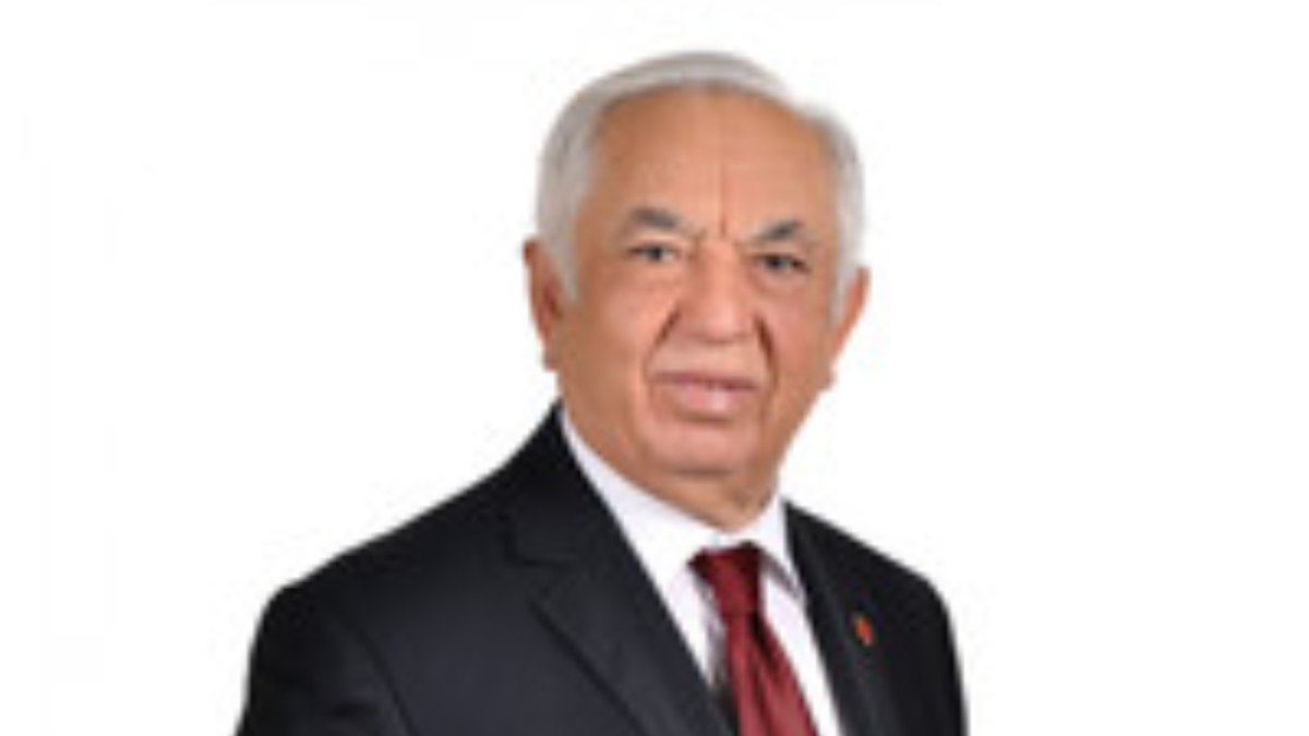 Eski Yenişehir Belediye Başkanı Mehmet Kaya trafik kazasında hayatını kaybetti