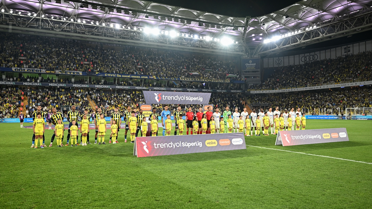 Fenerbahçe – Alanyaspor maçında biletsiz kişileri stada alan şüpheli tutuklandı