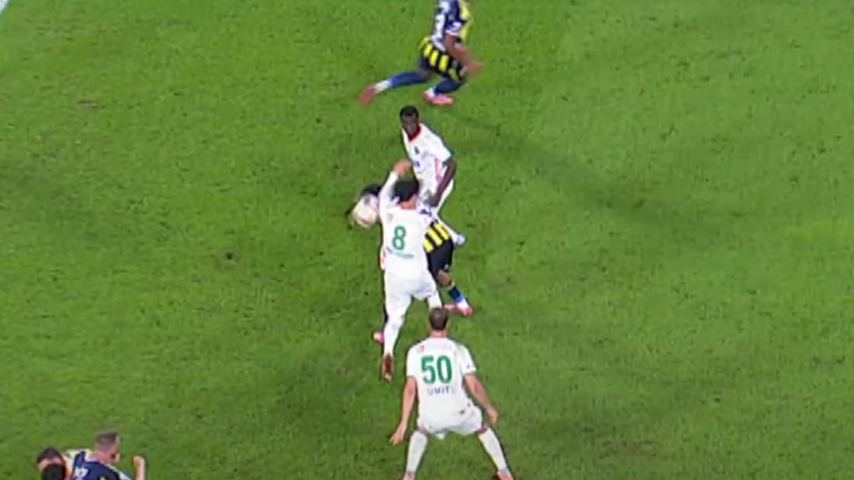 Fenerbahçe – Alanyaspor maçının VAR kayıtları açıklandı