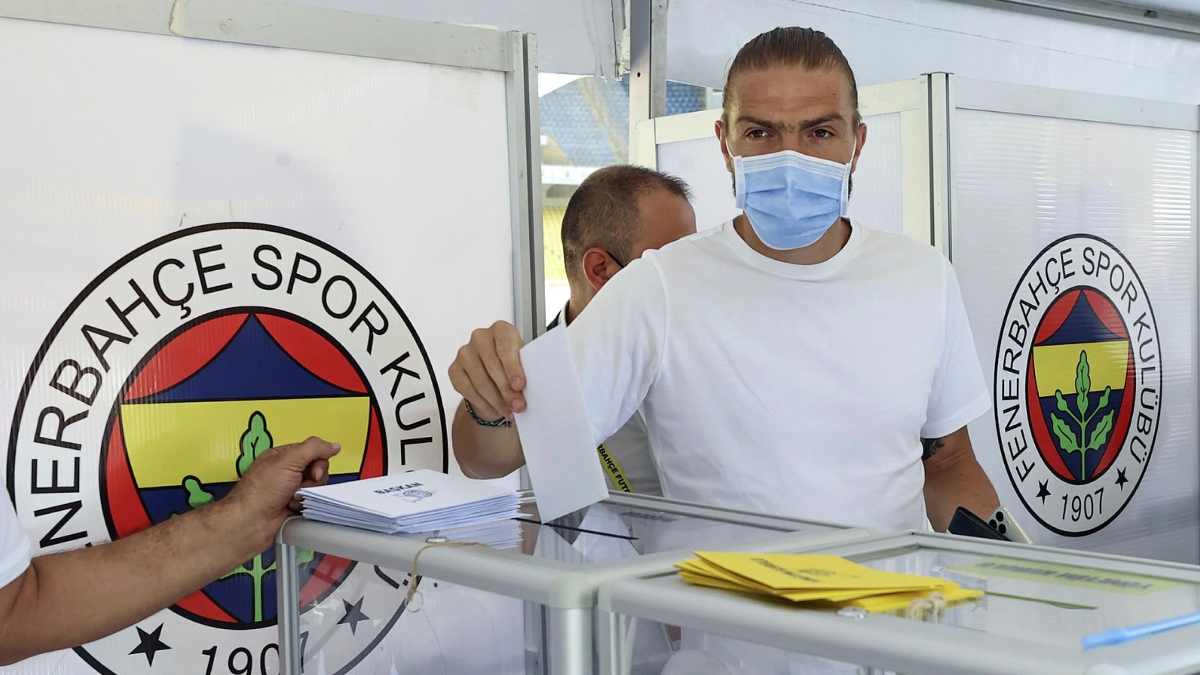 Fenerbahçe’de tüzüğe aykırı oy tartışması: Önceki yıllardaki örnekler hatırlandı