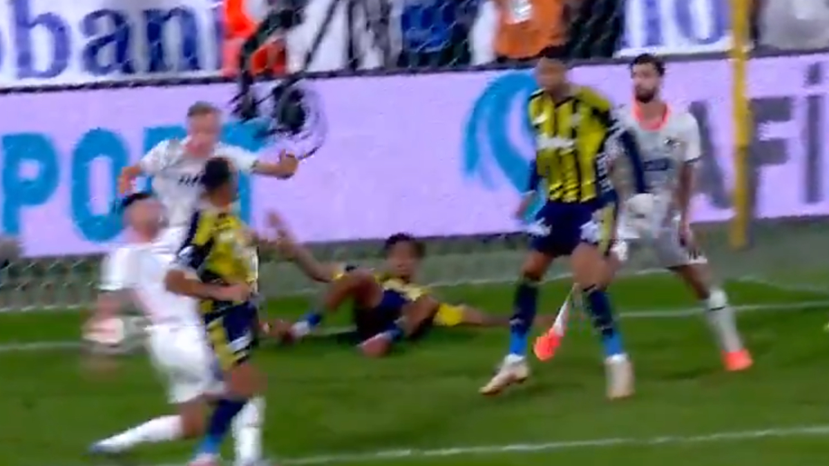 Fenerbahçe’nin son dakikada penaltı beklentisi!