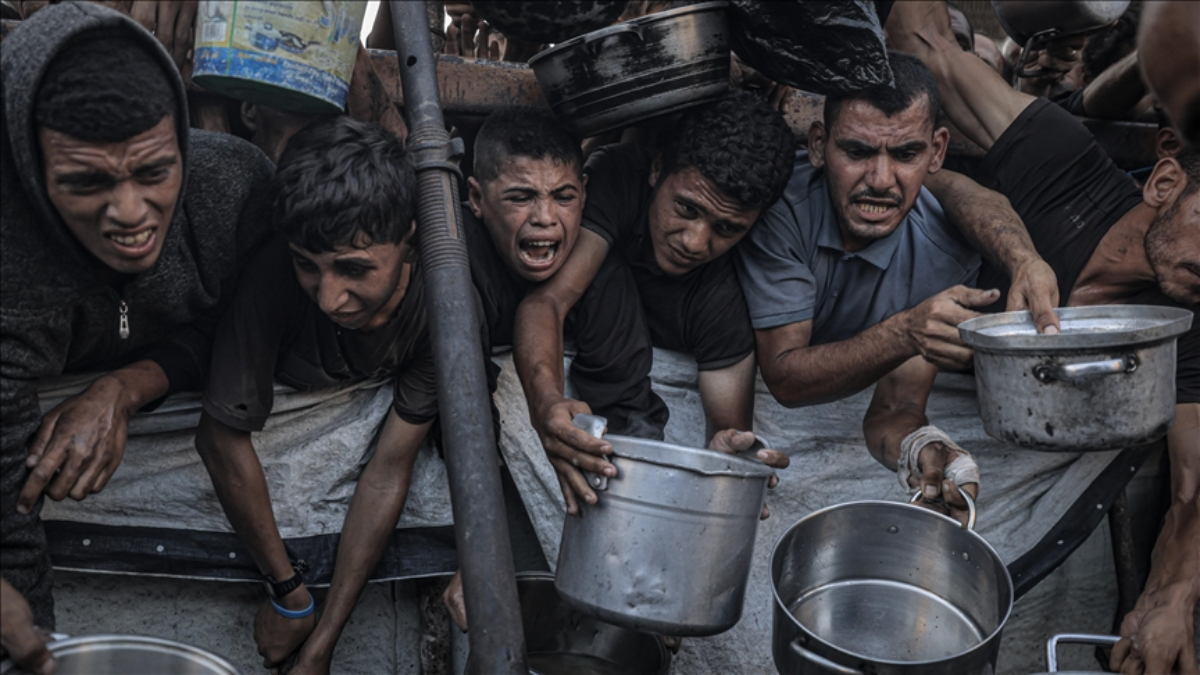 Gazze’deki hükümet: İsrail, Zikim Sınır Kapısı’nı kapalı tutarak açlık politikasını sürdürüyor