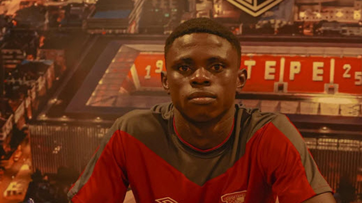 Göztepe 4 genç isimle sözleşme imzaladı