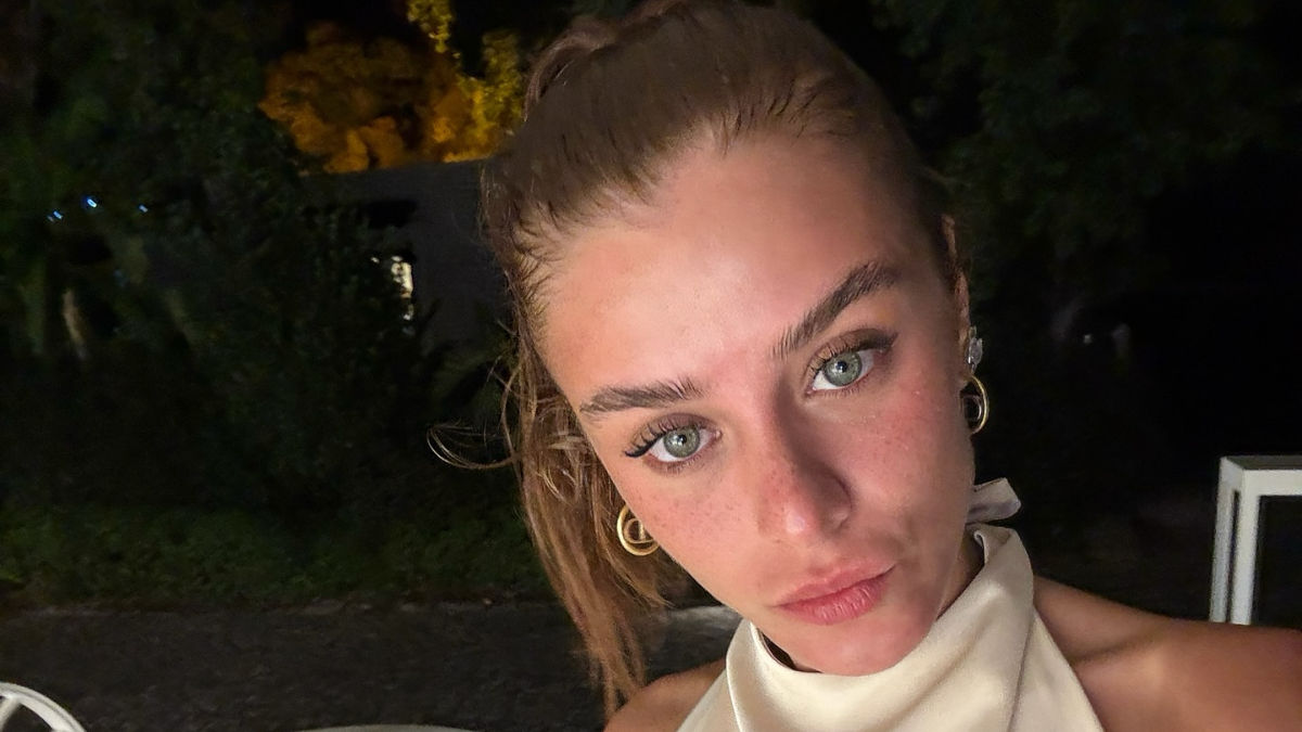 İmaj değiştirmişti! İlayda Alişan yeni saçlarıyla poz verdi