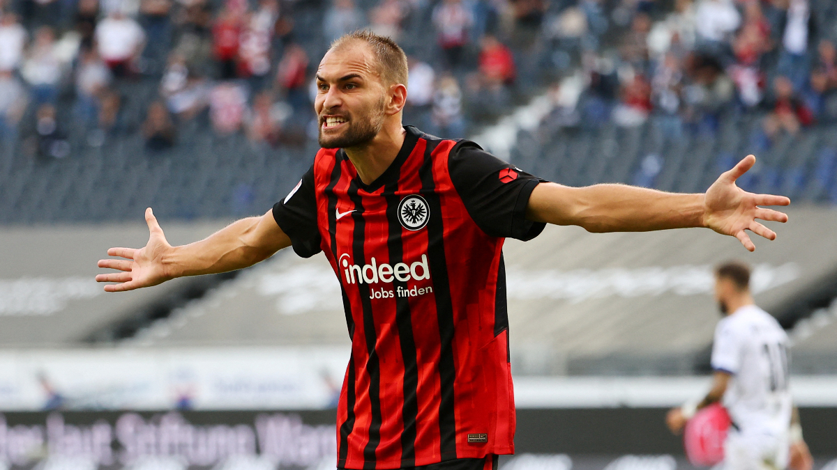 Kalp krizi geçirmişti! Bas Dost, futbolu bıraktı