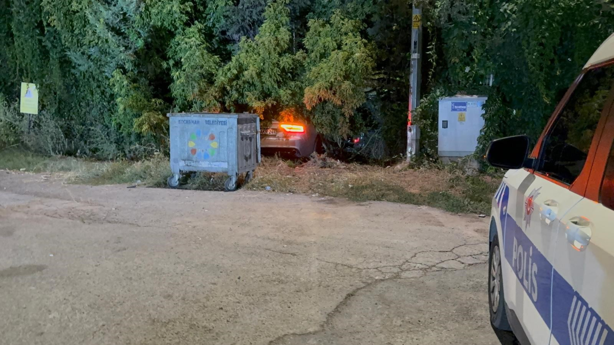 Kayseri’de alkollü sürücü polisten kaçmak isterken fidanlığa daldı