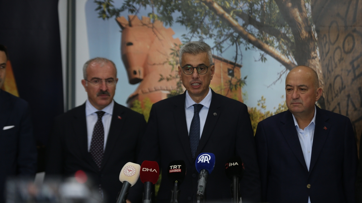 Kemal Memişoğlu’ndan önemli değerlendirmeler: Kendi ilacını üretebilen bir ülke haline geleceğiz