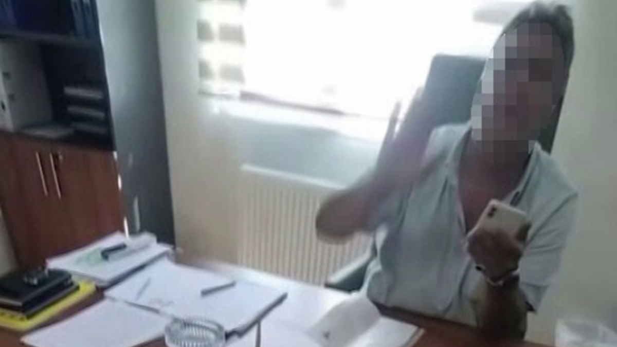 Kocaeli’de işten çıkarılan kadın şantiye şefine kaynar suyla saldırdı