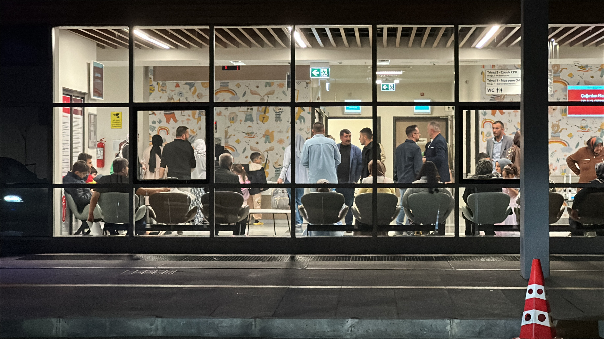 Kütahya’da düğün yemeğinden zehirlenen 15 kişi hastaneye kaldırıldı