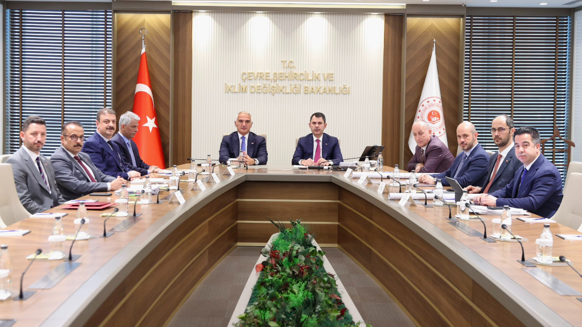 Murat Kurum ile Mehmet Nuri Ersoy bir araya geldi