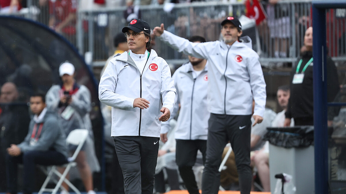 Vincenzo Montella’dan Kenan Yıldız ve Hakan Çalhanoğlu’na övgüler