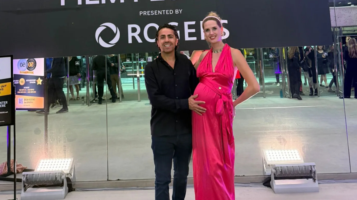 Wilma Elles doğuma gün sayıyor! Karnı iyice büyüdü