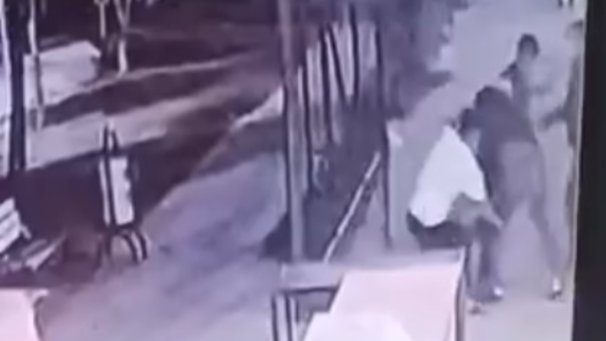 Adana’da dehşet anları: 3 lise öğrencisini dövüp, bıçakladılar