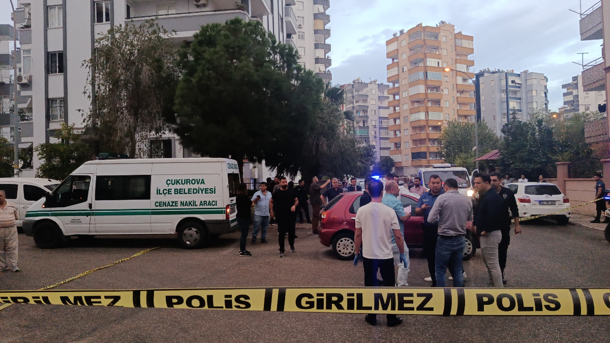 Adana’da korkunç olay: Bir kişi otomobilde ölü bulundu